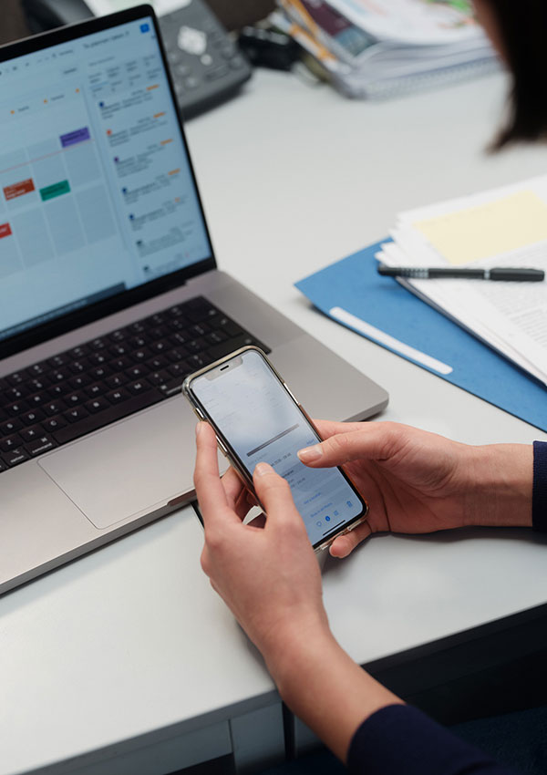 Voer taken uit met AI en automatiseer controles